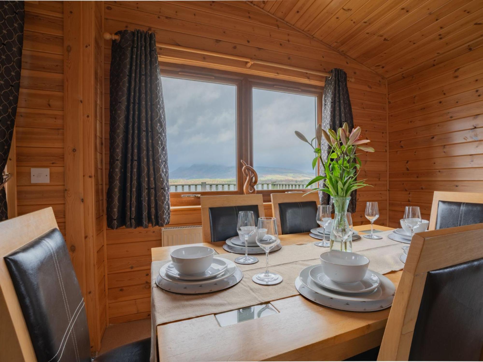 Chalet Loch Leven Lodge 10 By Interhome Kinross Eksteriør billede